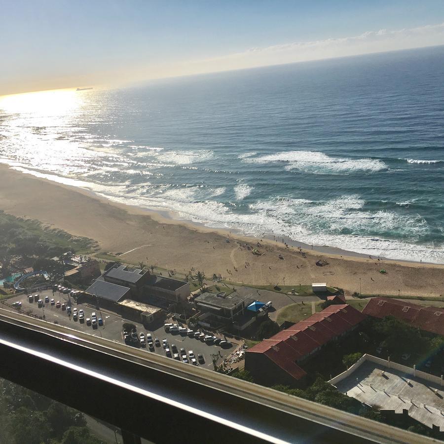 Hightide Apartment Amanzimtoti Luaran gambar