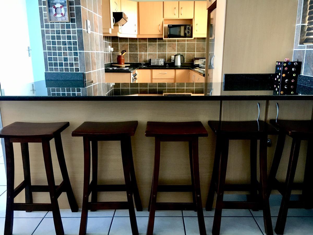 Hightide Apartment Amanzimtoti Luaran gambar