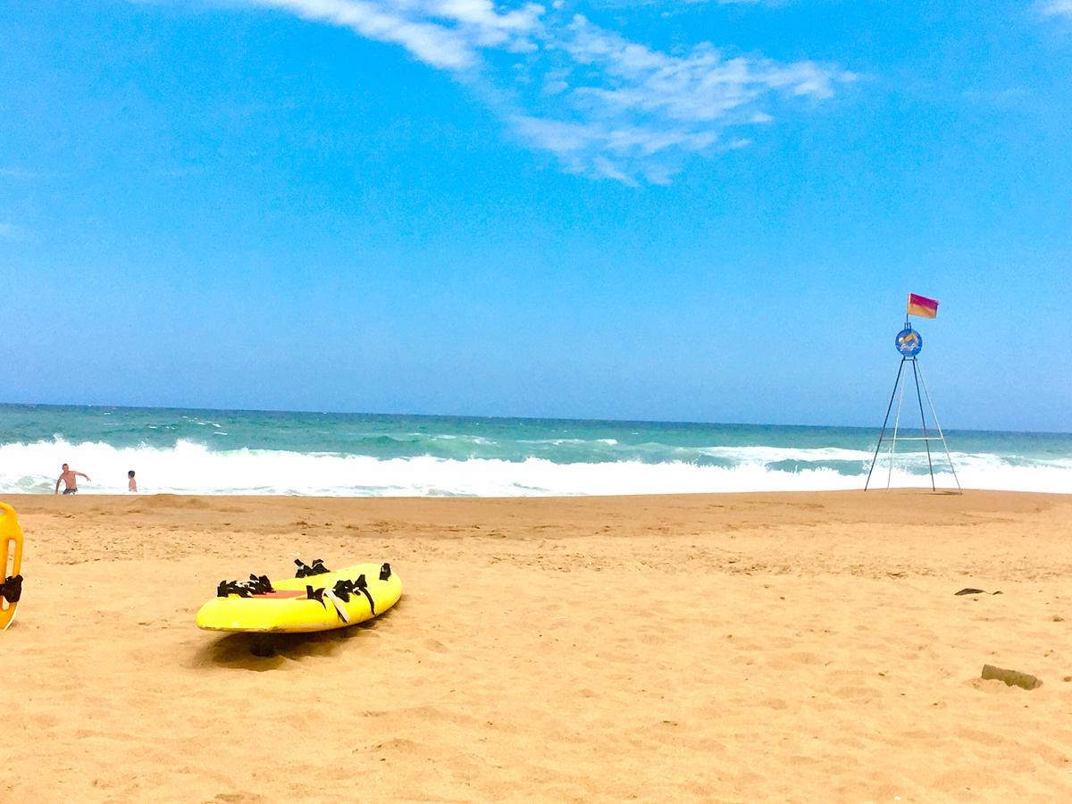 Hightide Apartment Amanzimtoti Luaran gambar