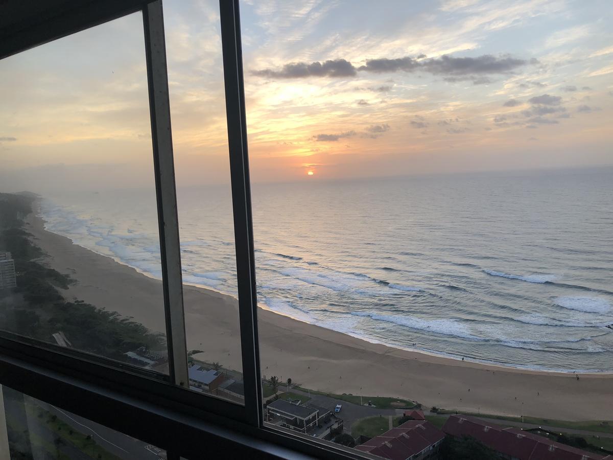Hightide Apartment Amanzimtoti Luaran gambar