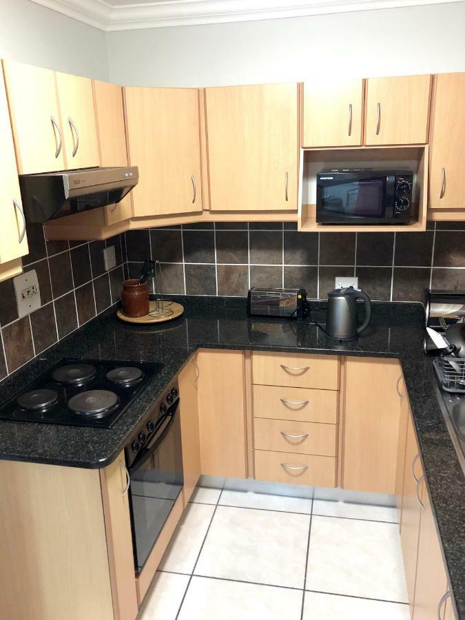 Hightide Apartment Amanzimtoti Luaran gambar